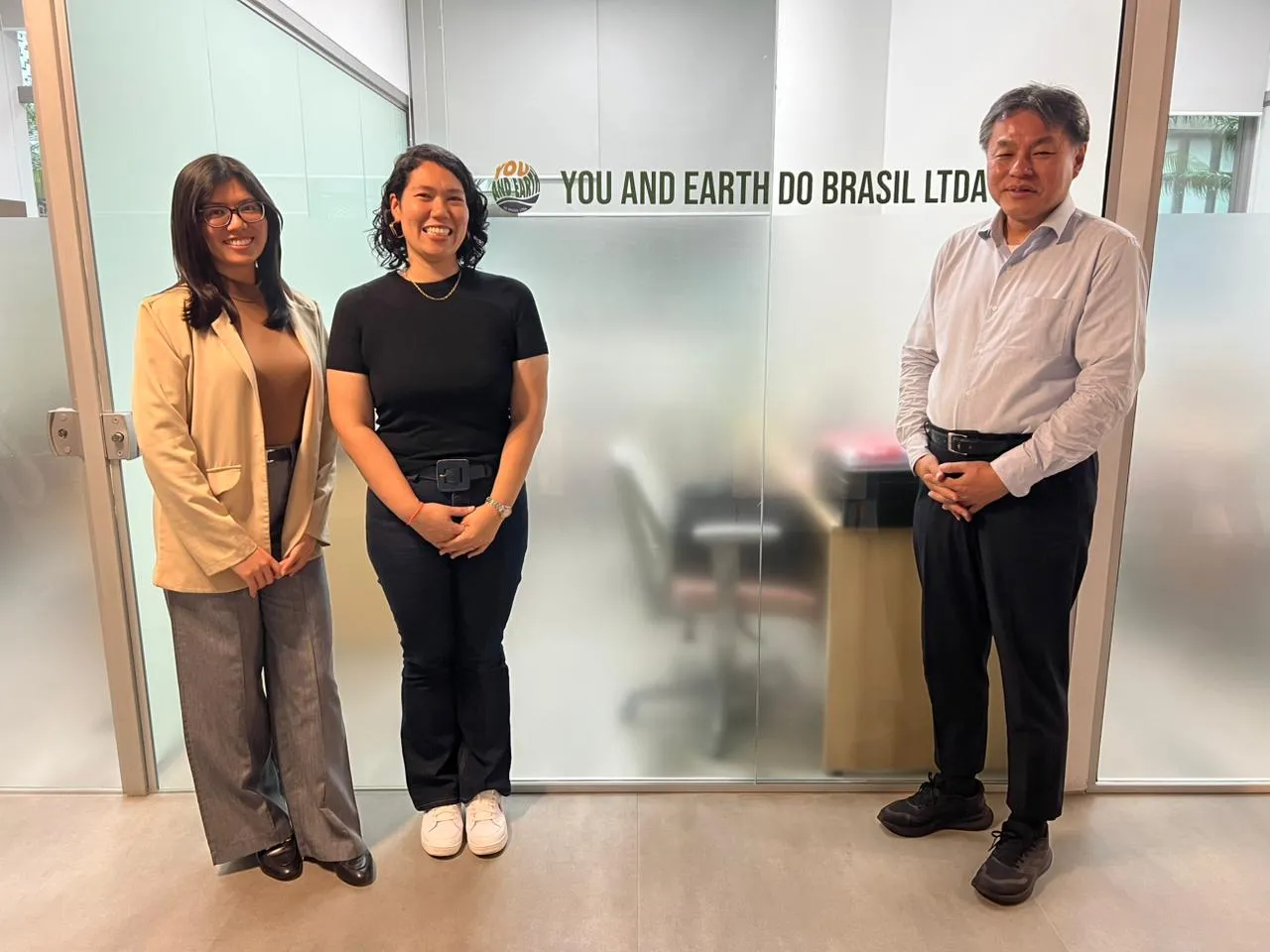 YOU AND EARTH DO BRASIL LTDA team